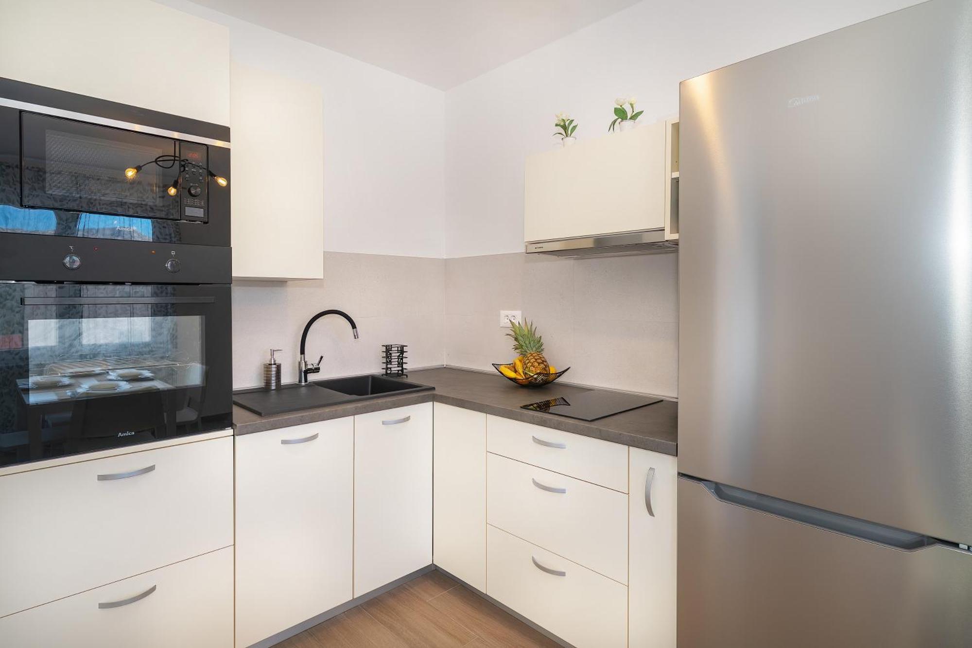 Poolside Apartments Anabella บัชกา ภายนอก รูปภาพ