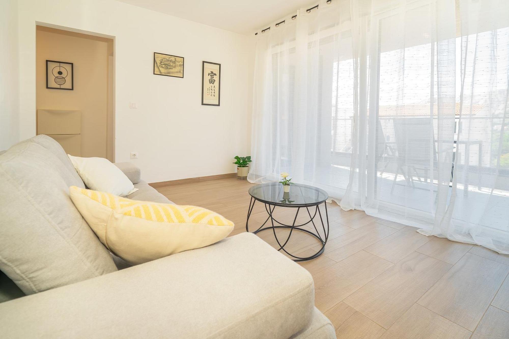 Poolside Apartments Anabella บัชกา ภายนอก รูปภาพ