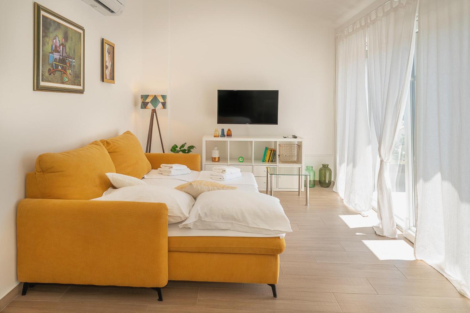 Poolside Apartments Anabella บัชกา ภายนอก รูปภาพ